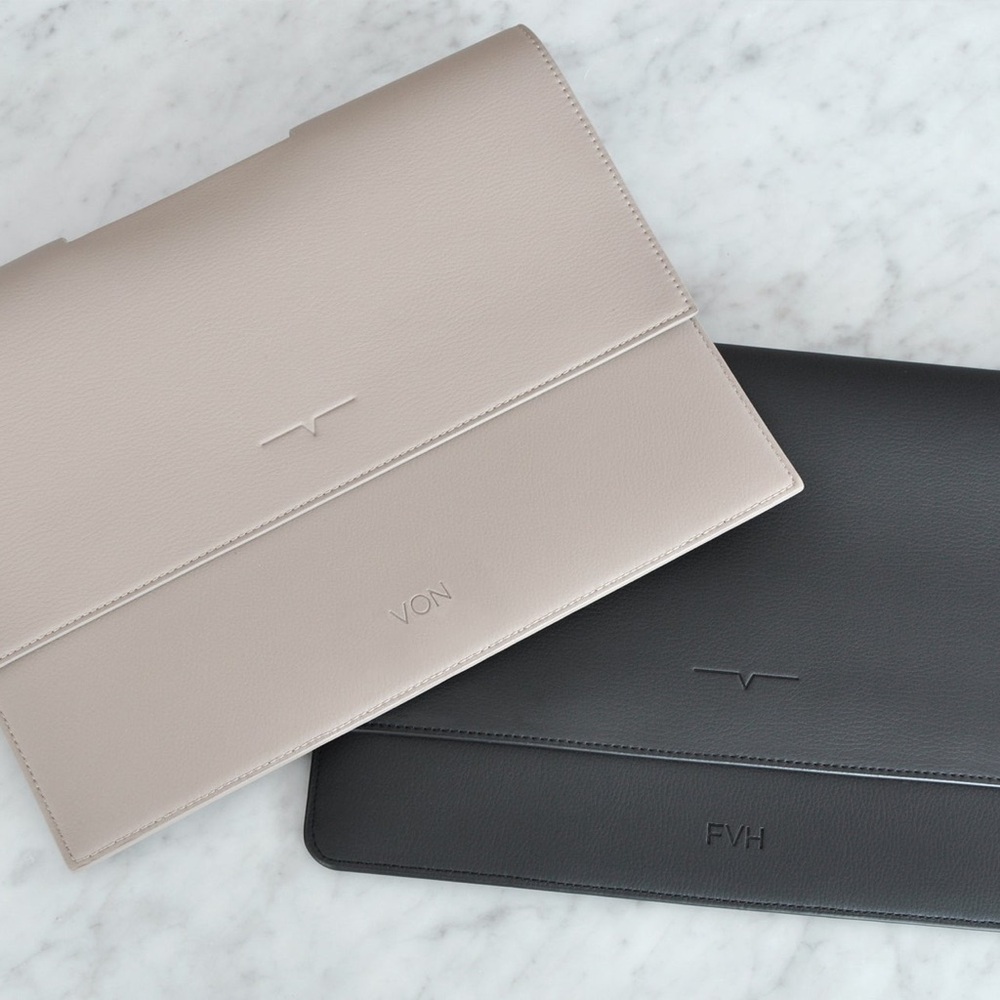 NWT Von Holzhausen MacBook Portfolio 13” Vegan Leather Laptop Case Sleeve